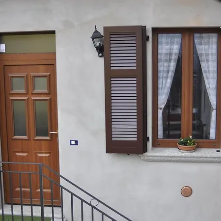 Apartment Casa Katia Lezzeno